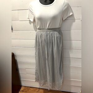 • Tendenze Light Grey Silk Maxi Skirt – Size M